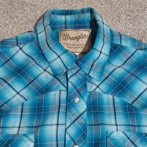 Wrangler Western Fashion pearl snap shirt Long sleeve Blue check size L